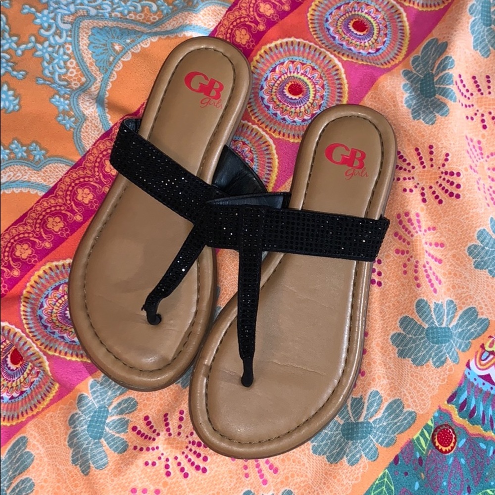 Girls shoes